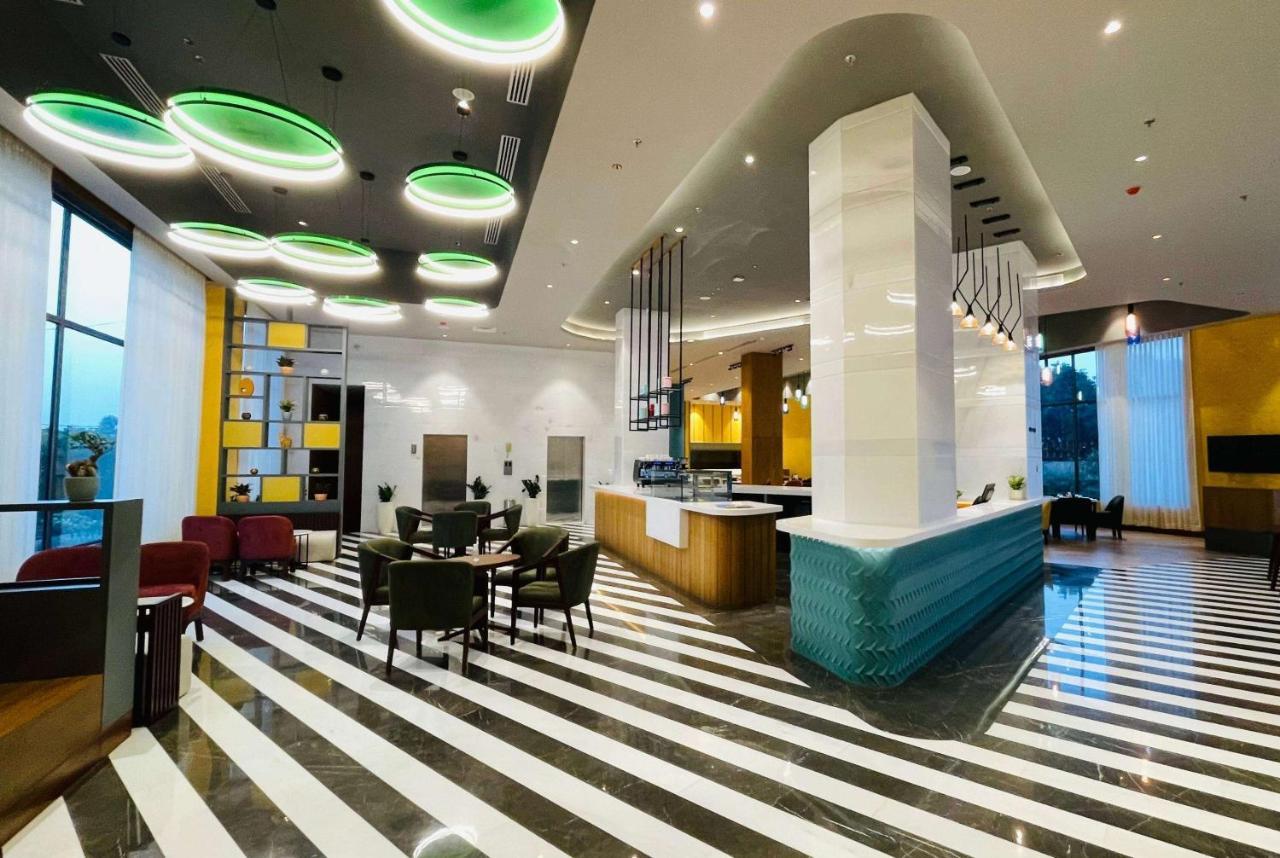 Ramada Encore By Wyndham Amritsar Airport ภายนอก รูปภาพ
