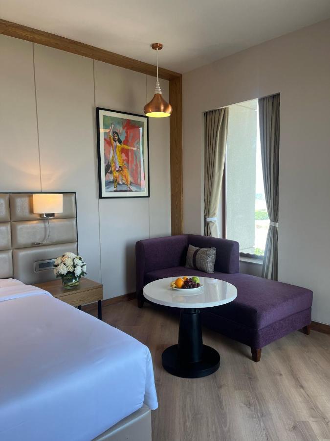 Ramada Encore By Wyndham Amritsar Airport ภายนอก รูปภาพ