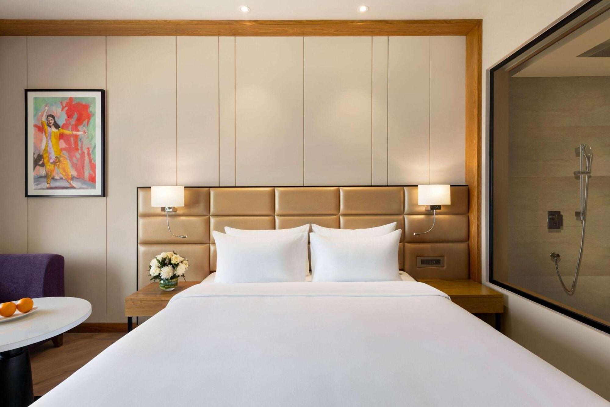 Ramada Encore By Wyndham Amritsar Airport ภายนอก รูปภาพ