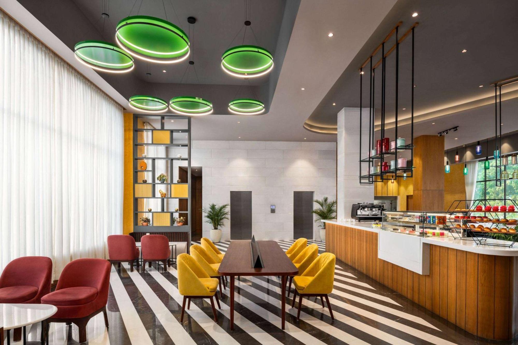 Ramada Encore By Wyndham Amritsar Airport ภายนอก รูปภาพ